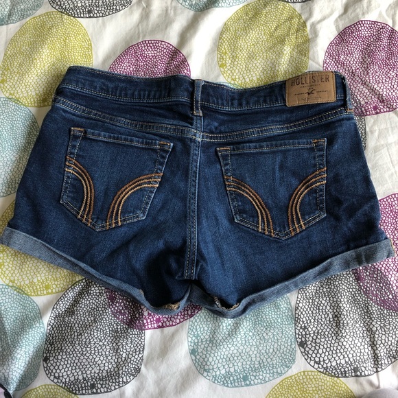 Hollister Denim Shorts - Picture 3 of 5